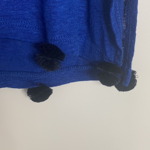 LIKE NEW! Pom Pom Tunic - Picture 3 of 5